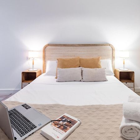 Travel Habitat Ayuntamiento Apartment Валенсия Екстериор снимка