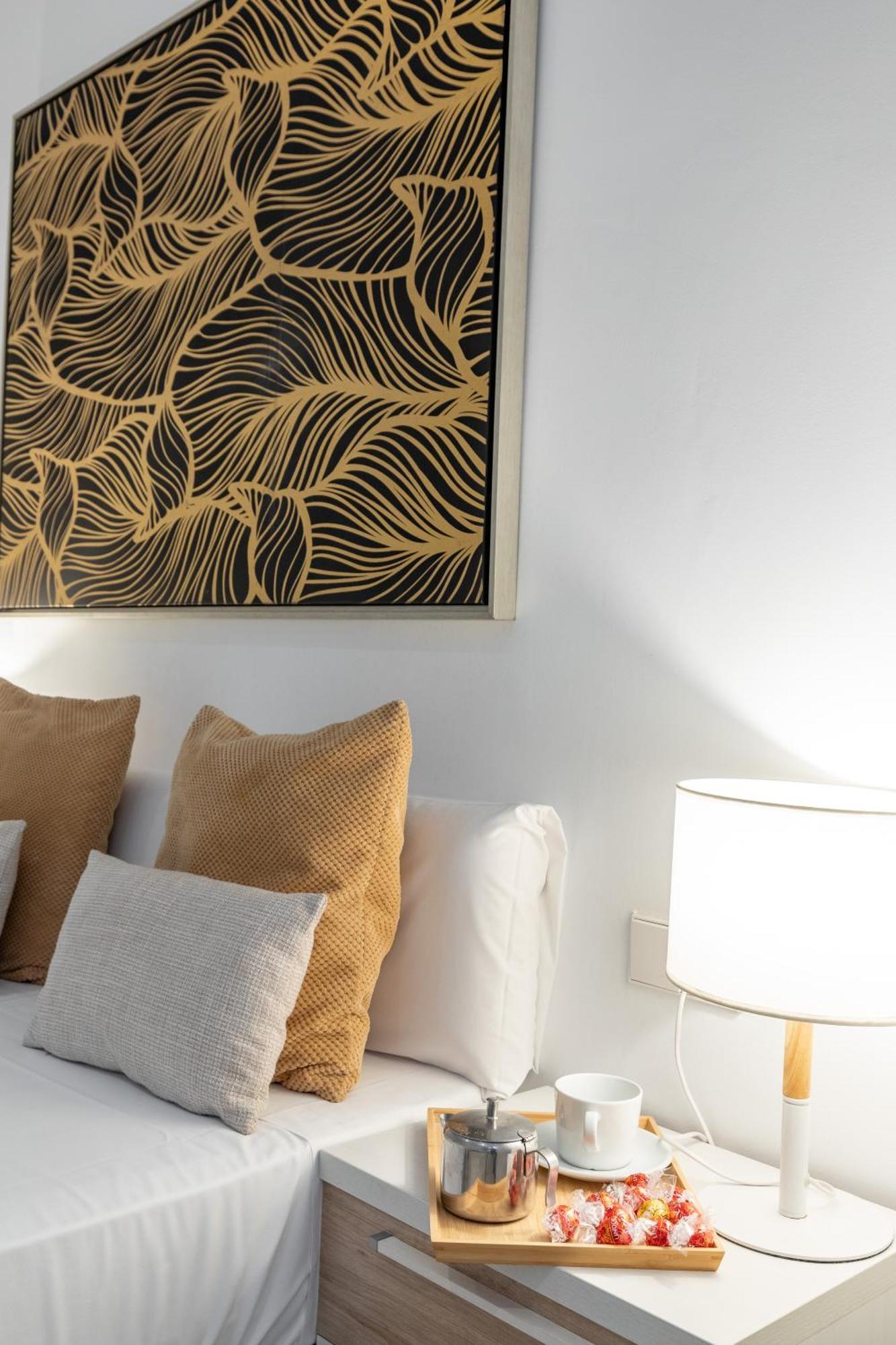 Travel Habitat Ayuntamiento Apartment Валенсия Стая снимка