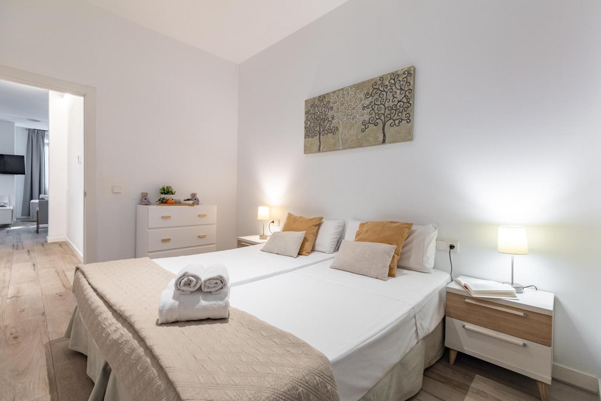 Travel Habitat Ayuntamiento Apartment Валенсия Екстериор снимка