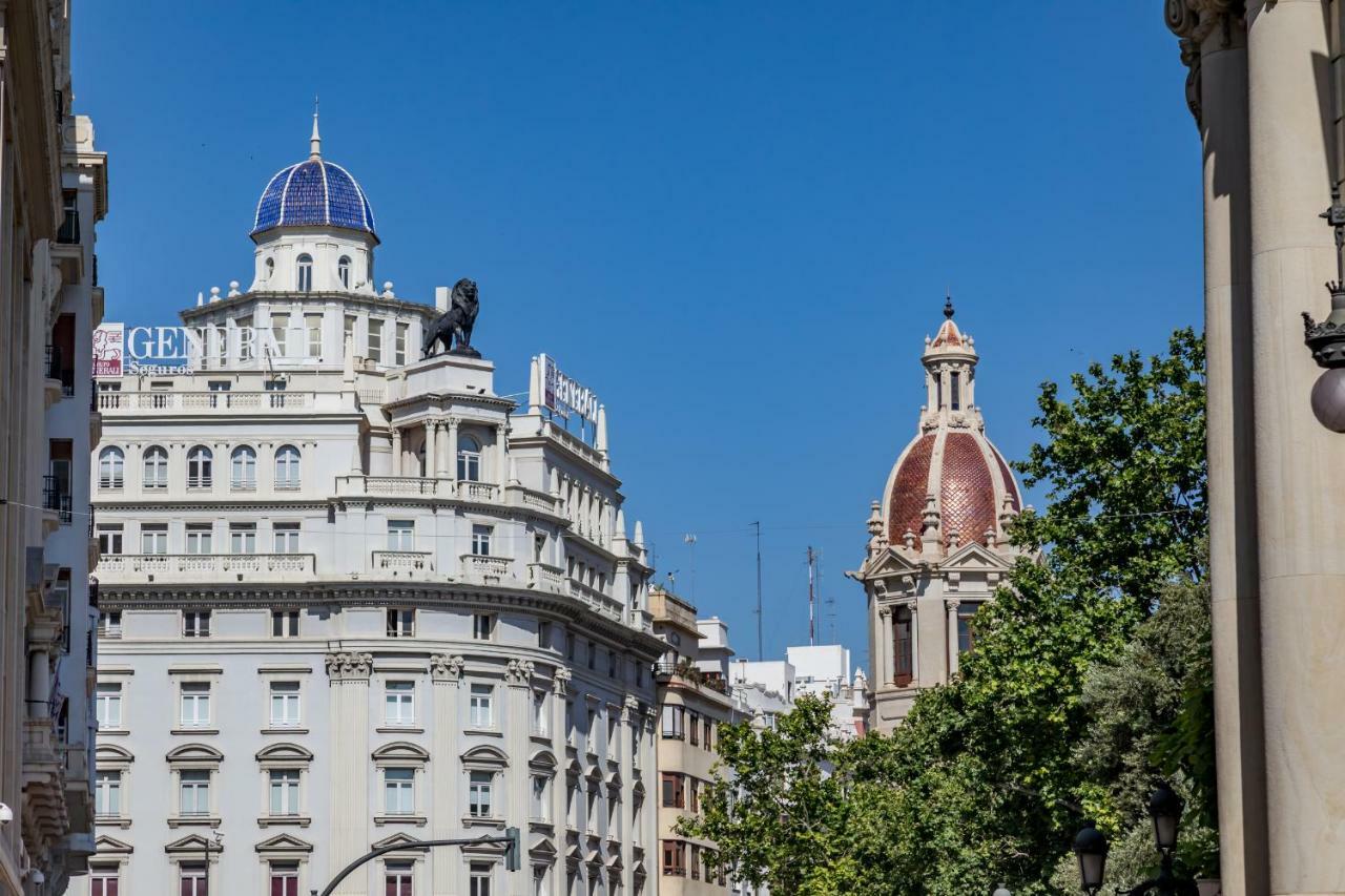 Travel Habitat Ayuntamiento Apartment Валенсия Екстериор снимка